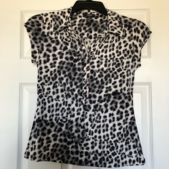 Alfani Animal Print Short Sleeve Quarter Button - Picture 2 of 7